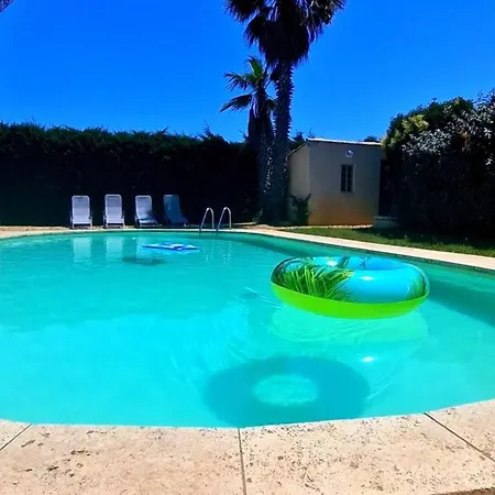 Holiday home Cypres De Vos Reves Ornaisons